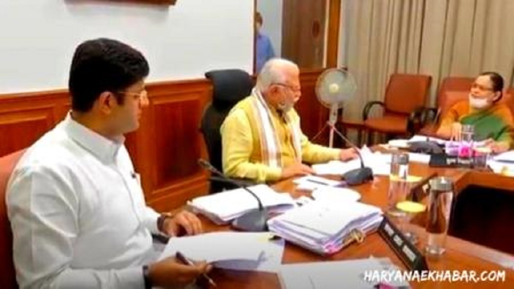 सरपंचों को मनाने की तैयारी में जुटी खट्टर सरकार, 8 फरवरी को सूरजकुंड मेले में बुलाई विधायक दल की बैठक haryana cm office image