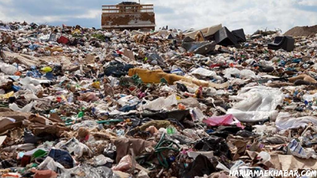 प्लास्टिक से बनी चीजों को बेचने और इस्तेमाल करने पर पहुंच जाओगे जेल, इतने सालों की होगी सजा Kude ka Dher