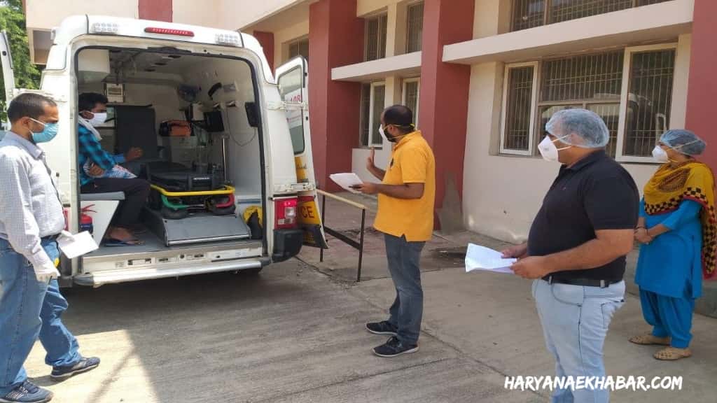 भिवानी: स्वास्थ्य विभाग ने कोरोना वैक्सीन लाने के लिए वाहनों को भेजा हिसार HOSPITAL DOCTOR