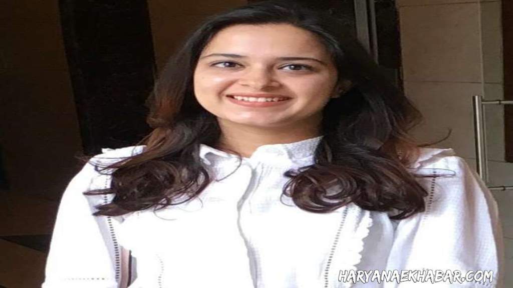 देश में छाई फतेहाबाद की बेटी, जेआरएफ नेट की परीक्षा में अदिति ने किया टॉप FATEHABAD GIRL TOP