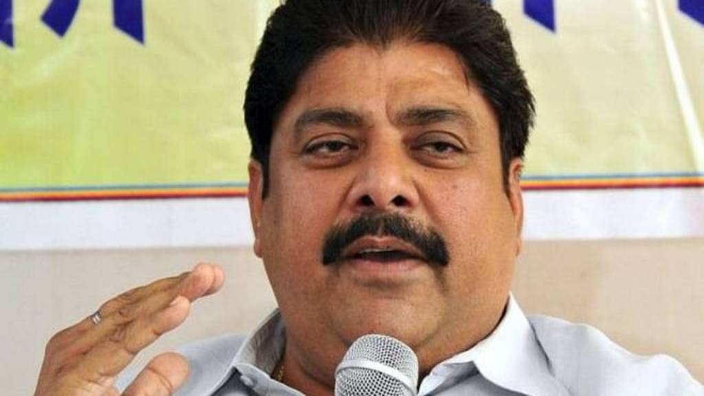 दुष्यंत क्यों दे इस्तीफा, उन सांसदों से मांगो जो कानून बनवाने में थे: अजय चौटाला ajay chautala