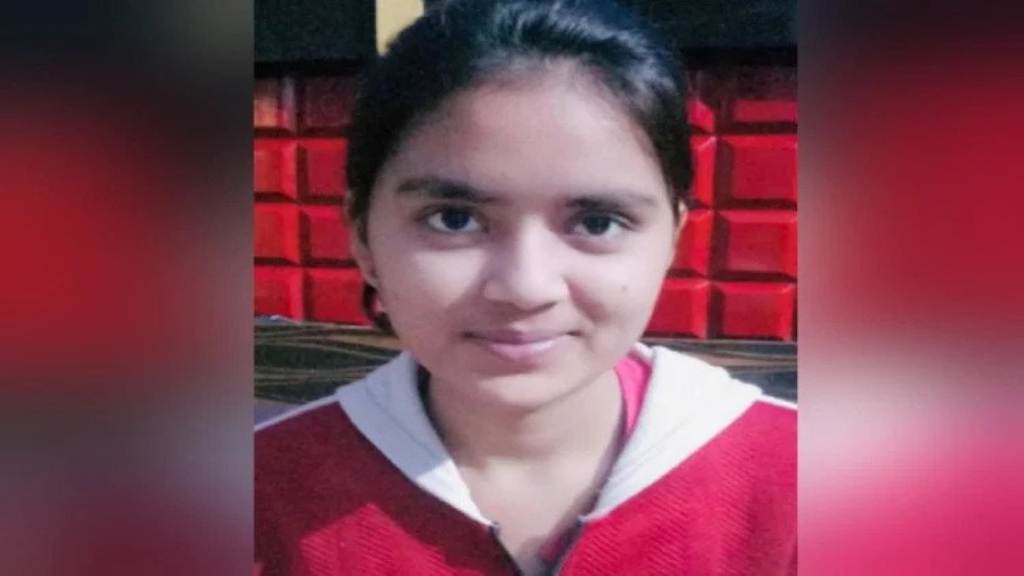 मोबाइल रखतीं हैं, अंगूठी पहनती हैं, आपको करेंगी शर्मिंदा प्रिंसिपल के ऐसे ताने सुनकर दसवीं कक्षा की छात्रा ने लगाई फांसी MONIKA