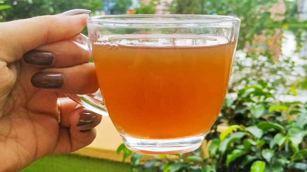 कोरोना की दूसरी लहर से बचने के लिए घर में कैसे तैयार करें अपना 'इम्यूनिटी बूस्टर' corona home kadha