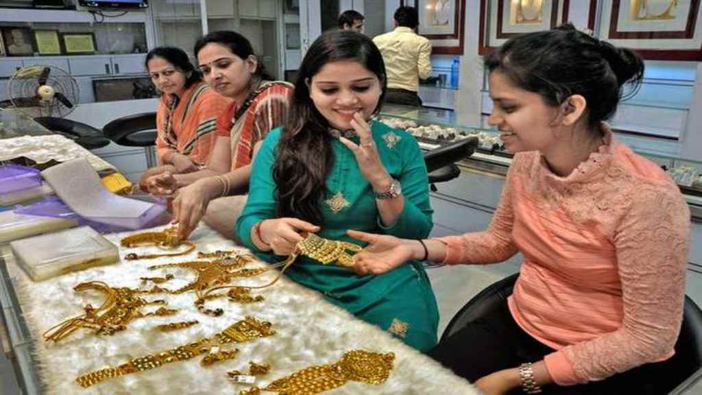 आज हरे निशान पर ओपन हुआ सोना, कीमतों में जबरदस्त तेजी; चेक करें आज का गोल्ड रेट gold1