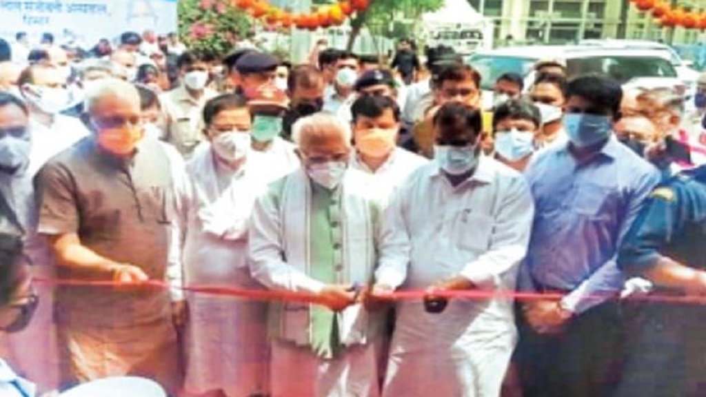 मानेसर पहुंचे सीएम मनोहर लाल खट्टर, इस अस्पताल को दी बड़ी सौगात cm inaugaration crowd