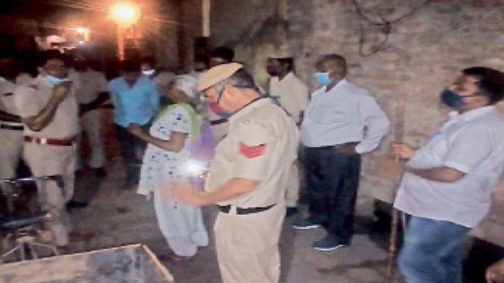 डेयरी संचालक महिला की हत्या के मामले में बड़ा खुलासा, सौतेले बेटे पर लगा हत्या का आरोप gurugram murder news
