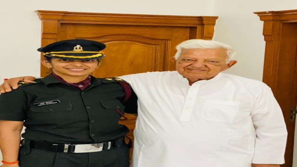 पूर्व कैबिनेट मंत्री सतपाल सांगवान की पौत्री नव्या बनी सेना में लेफ्टिनेंट, दादरी में खुशी की लहर satpal sangwan ganddaughter