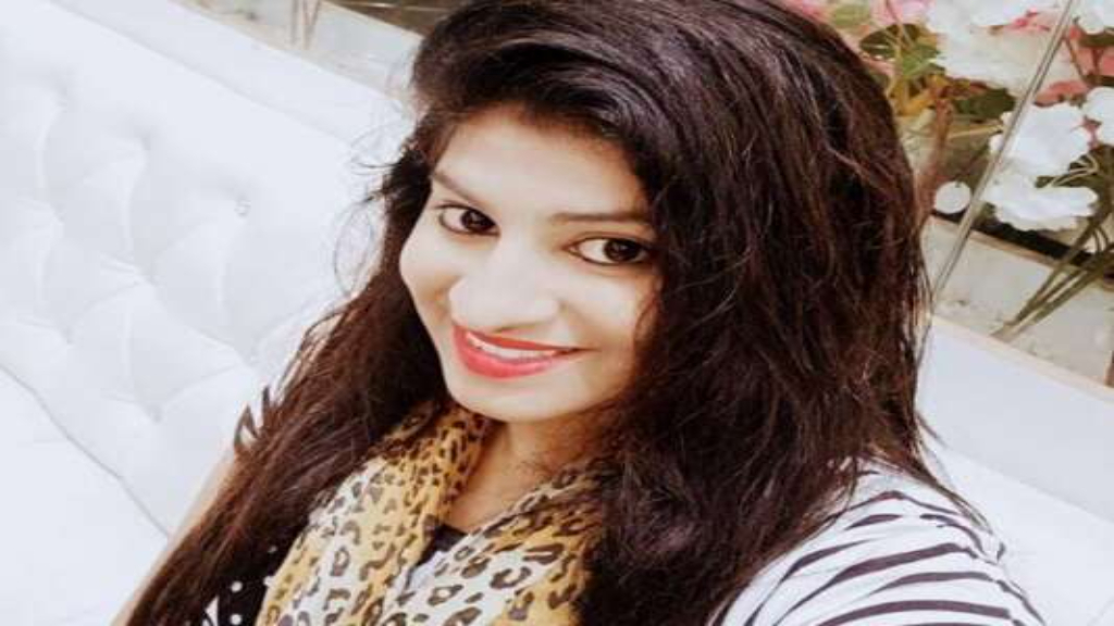 सौतन से परेशान होकर जहर खाने वालीं हरियाणवी मॉडल रेप के मामले में पति के साथ गई जेल, जाने पूरा मामला FotoJet 2021 07 14T122211.046