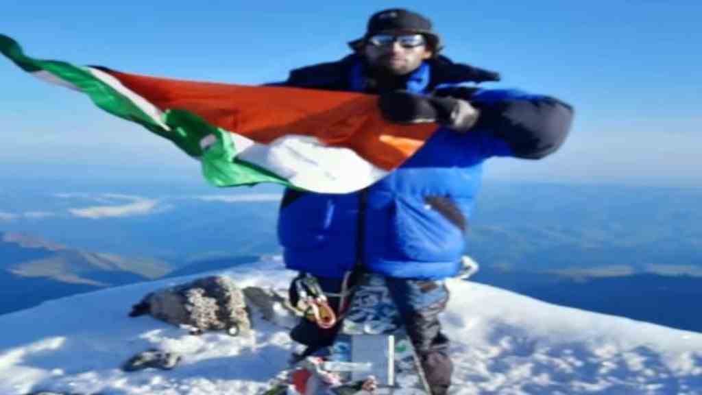हरियाणा के छोरे ने रचा इतिहास, यूरोप की सबसे ऊंची चोटी माउंट एवरेस्ट पर फहराया तिरंगा NEWS 12
