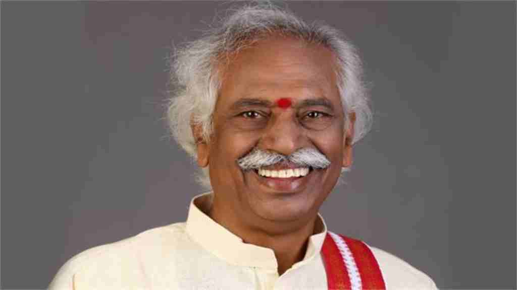 राज्यपाल दत्तात्रेय ने कोरोना से बचाव के लिए 'रेड क्रॉस सोसायटी' द्वारा तैयार 4000 किट भेजी haryana new rajaypal 2