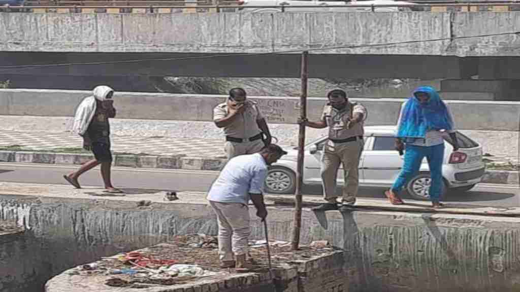 रोहतक में फैलीं सनसनी, नहर में मिला युवक का अर्धनग्न शव, नहीं हो पाईं शिनाख्त rohtak news 3