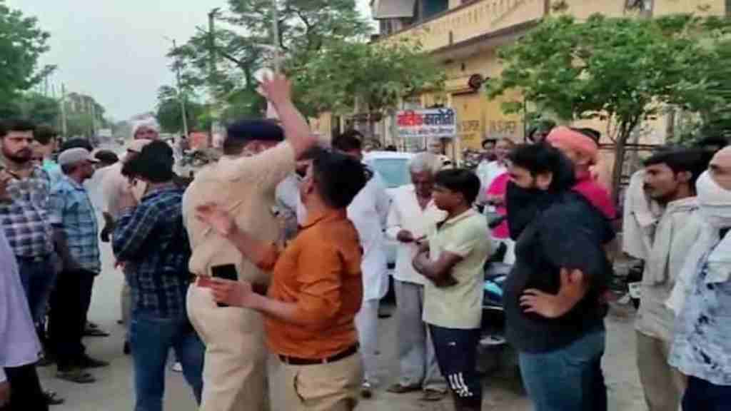 नशें में धूत स्कूटी सवार युवकों ने पुलिस के साथ की बदतमीजी, कटा 28,000 रुपए का चालान sonipat news 5