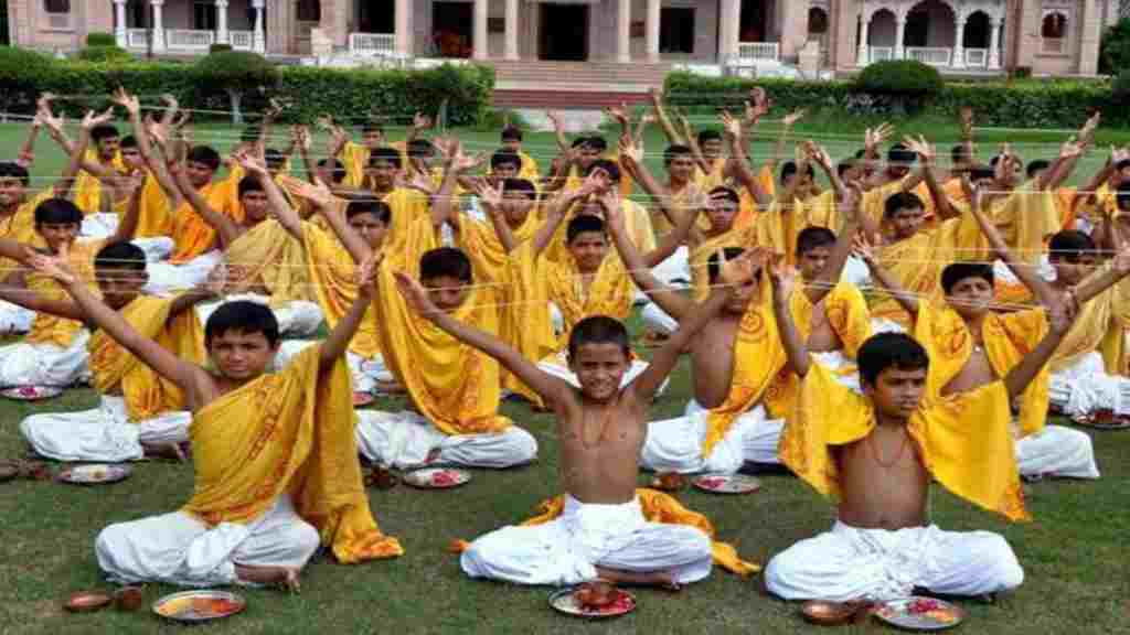 पुराने गुरुकुलों को मिलेगी संजीवनी, केन्द्र से सीधे खाते में आएंगी ग्रांट gurukul