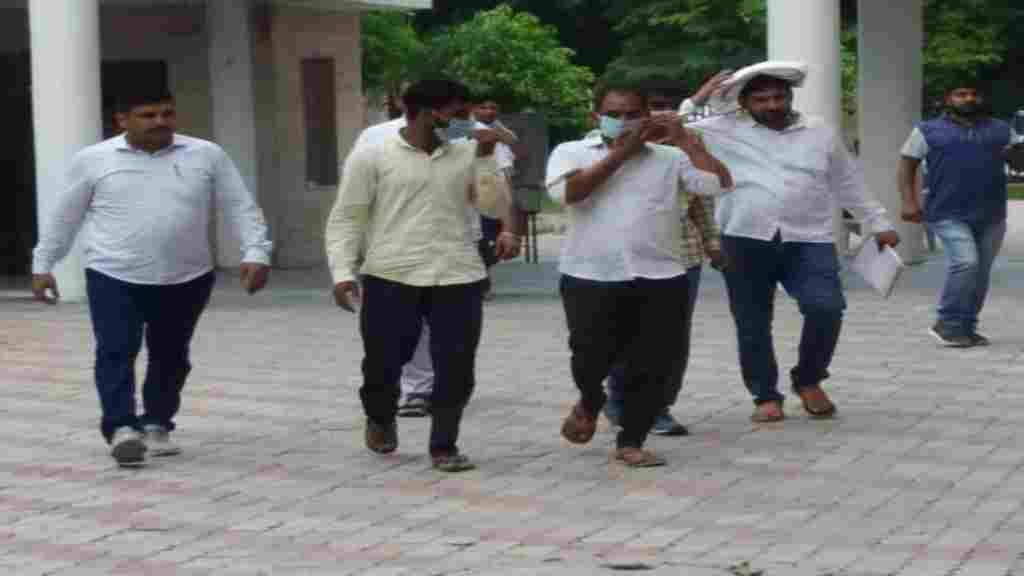 हरियाणा ग्रुप डी CET का पेपर लीक होने की आशंका, 2 लोग गिरफ्तार; गिरोह में शामिल है 10 सदस्य hssc police paper leak