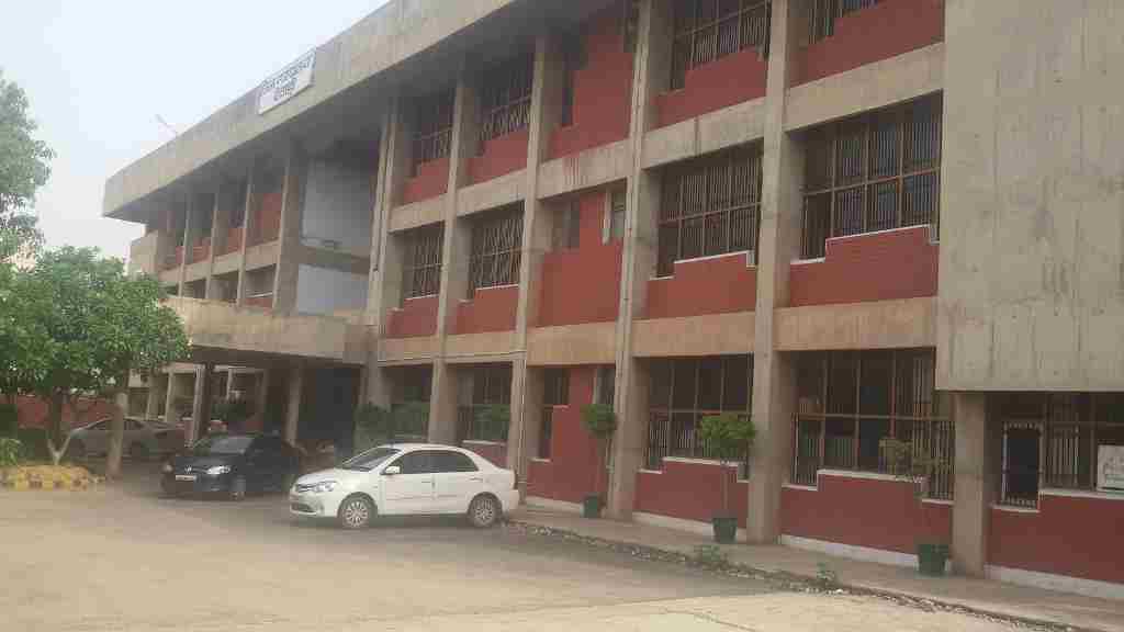 Yamunanagar Court Jobs: जिला एवं सत्र न्यायालय यमुनानगर में आई स्टेनोग्राफर के पदों पर भर्ती, आप भी भेजें अपना आवेदन District Court Yamunanagar Recruitment 2021