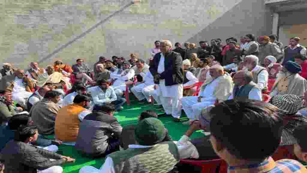 महापंचायत से पहले दिल्ली की सीमा को सील कर 400 पुलिसकर्मी रातोंरात किए तैनात, पढ़ें लेटेस्ट रिपोर्ट panchayat 2