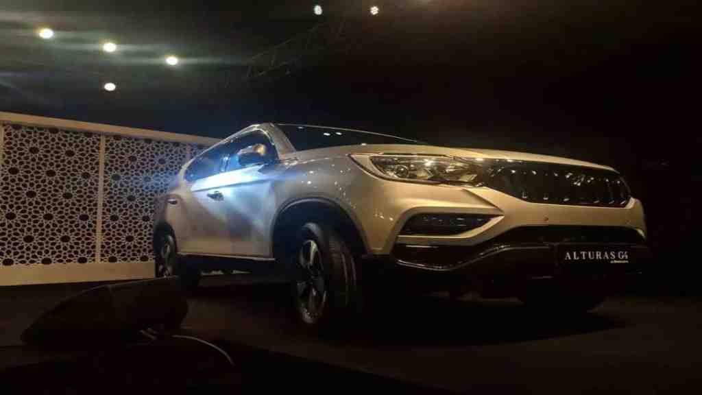 अच्छी खबर: Mahindra की इन कारों पर इस महीने मिल रहा है बंपर डिस्काउंट mahindra car