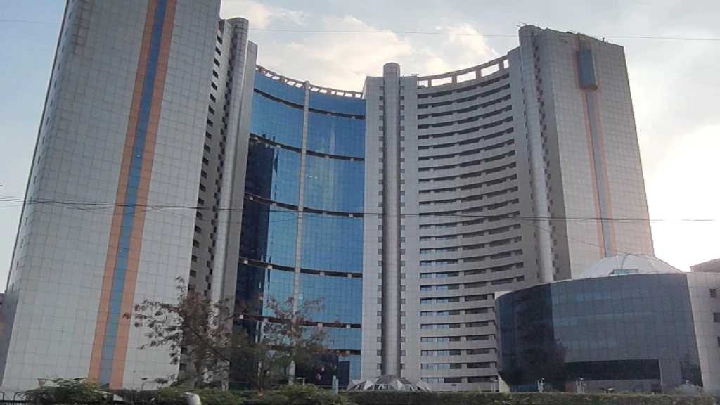 दिल्ली में इन कर्मचारियों के लिए बड़ी खुशखबरी, पक्की नौकरी का मिला तोहफा Delhi Nagar Nigam