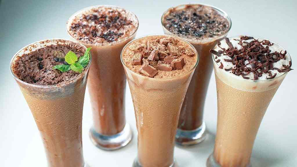 Coffee Benefits: अगर सही तरीके से पी जाए कॉफी तो सेहत को मिलते हैं कई फायदे Cold Coffee