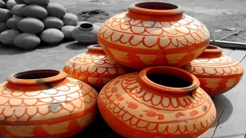 हरियाणा में अचानक से दोगुना हुए मिट्टी के मटकों के दाम, जानें क्या है वजह matka