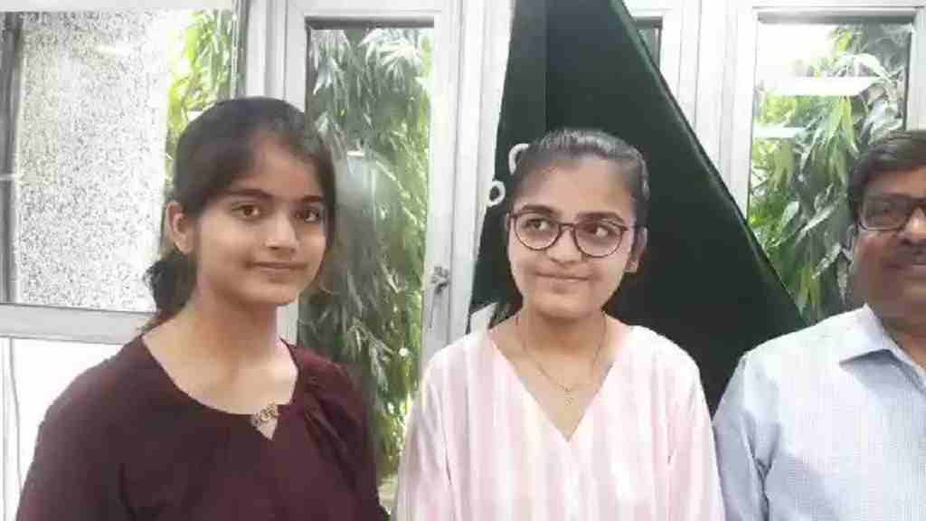 CBSE 12th Topper List: 12वीं के रिजल्ट में लड़कियों ने फिर दिखाया दम, यहां देखें टॉपर्स की लिस्ट CBSE Topper Tanya Singh