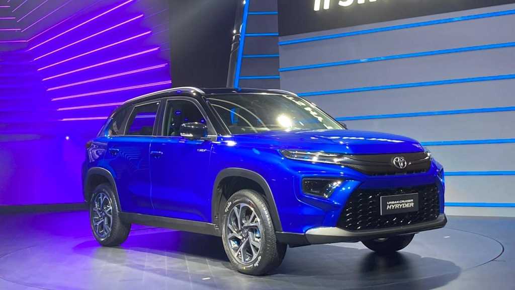 अब मार्केट में होगा टोयोटा की Urban Cruiser SUV का दबदबा, माइलेज जान रह जायेंगे दंग Toyota Urban Cruiser Hyryder