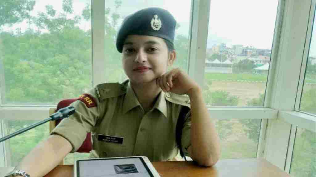 आर्थिक तंगी होने पर नहीं मानी हार, बच्चों को ट्यूशन पढ़ाकर ऐसे की UPSC परीक्षा पास ips pooja yadav