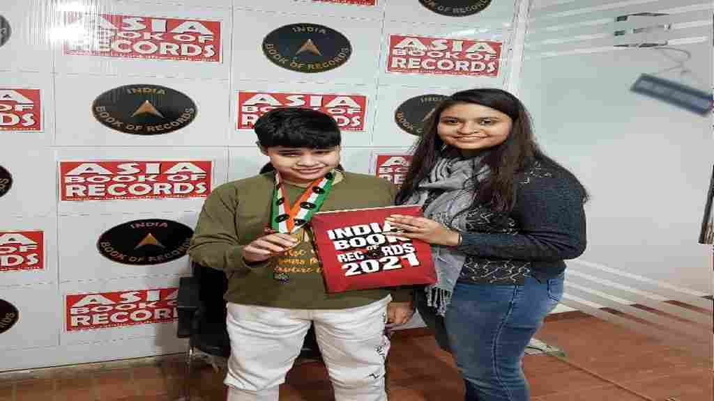 हरियाणा के दृष्टिहीन बच्चे का अजीबोगरीब टेलेंट, एशिया बुक ऑफ द रिकार्ड में नाम दर्ज Medhasn Sirsa