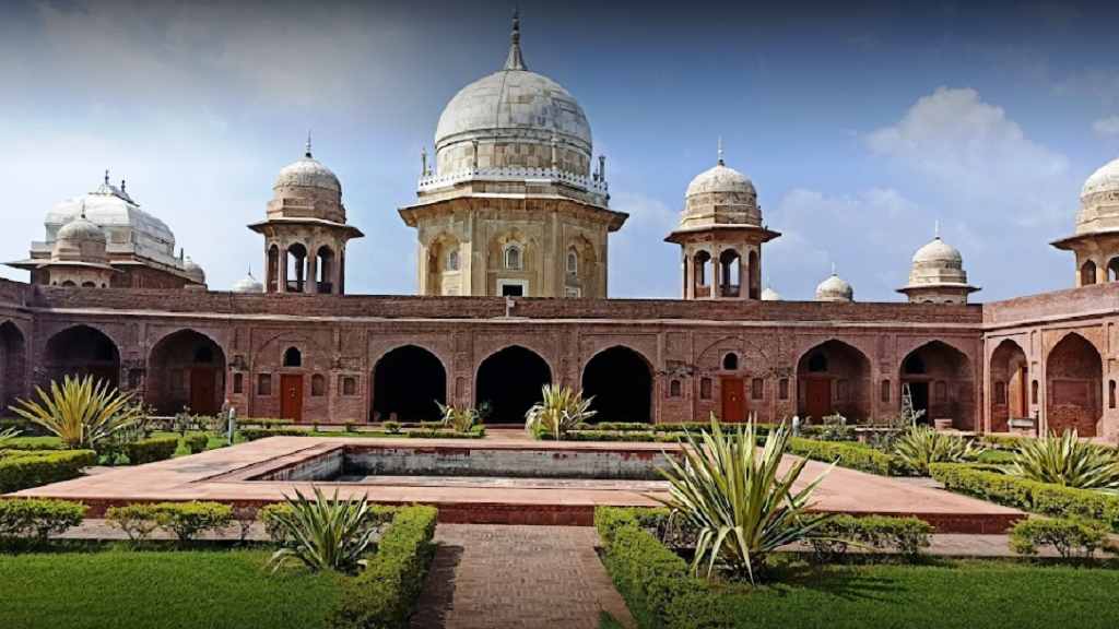 Haryana Historical Places: हरियाणा के 5 खूबसूरत अजूबे, अगर यह नहीं देखा तो फिर क्या देखा Raja Harsh Ka Tila