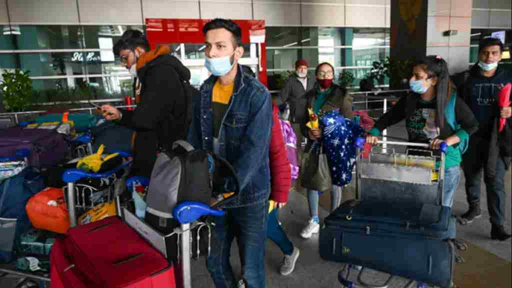 कोरोना को देखते हुए भारत सरकार का बड़ा फैसला, नए साल से लागू होंगे नियम Corona Yatri Strickt