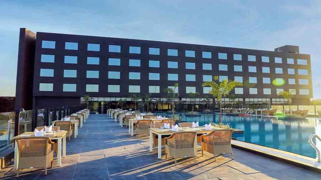 गुरुग्राम यूनिवर्सिटी में शुरू होंगे 5 नए होटल एवं हॉस्पिटैलिटी मैनेजमेंट कोर्स, इस तारीख से करें आवेदन Hotel Resort