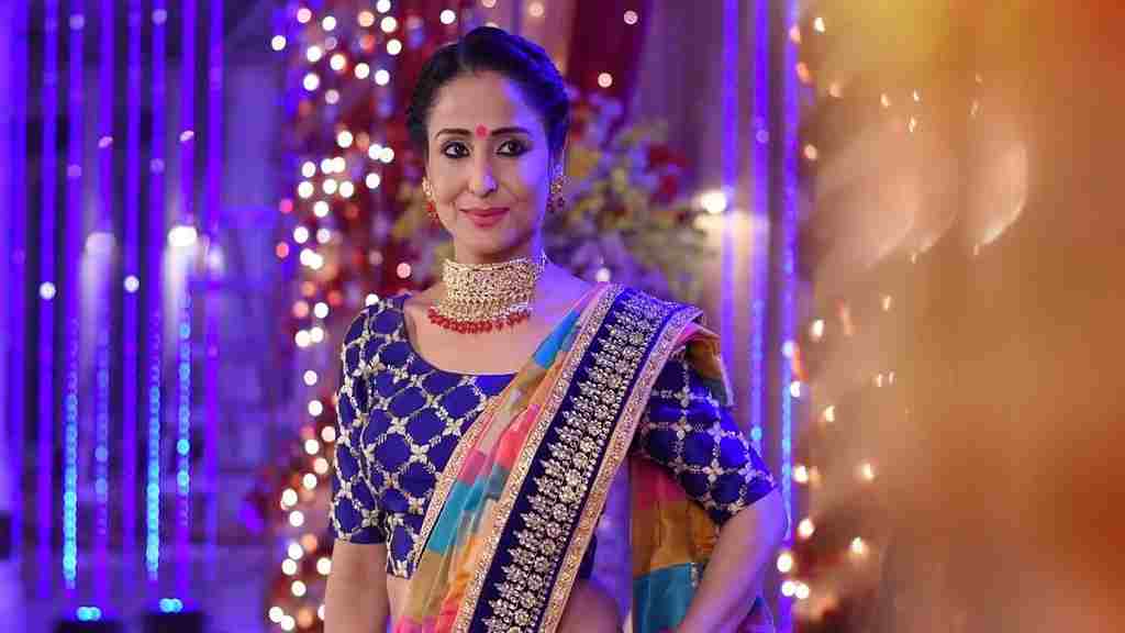 47 साल की उम्र में भी बेहद जवान दिखती है अक्षरा की मां लता सभरवाल, फिटनेस के बताए 7 मंत्र lata saberwal