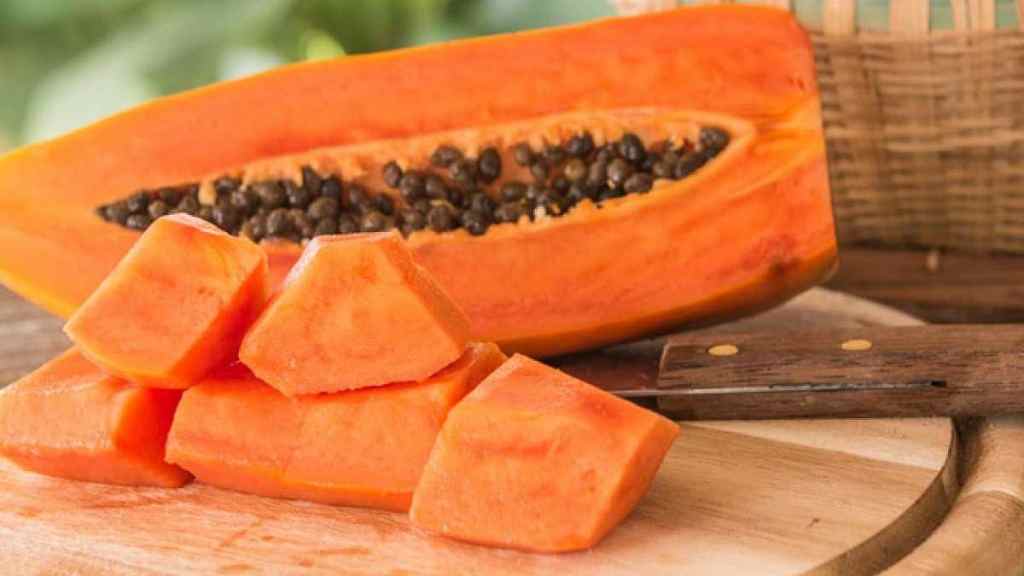 Papaya Benefits: पपीते के साथ- साथ इसके बीज भी है काफी गुणकारी, कैंसर और फूड प्वाइजनिंग में लाभकारी Papaya Papita