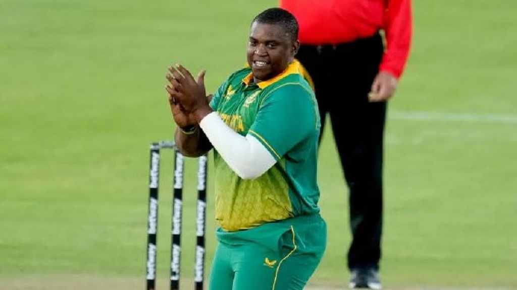 IPL 2023: धोनी की टीम में खेलता नजर आएगा ये खिलाड़ी, जो जड़ता है लंबे- लंबे छक्के Sisanda Magala Player