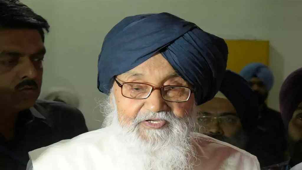 नहीं रहे पंजाब के 5 बार के मुख्यमंत्री प्रकाश सिंह बादल, राजनीतिक रसूख ऐसा कि पीएम मोदी भी छूते थे पैर Prakash Singh Badal