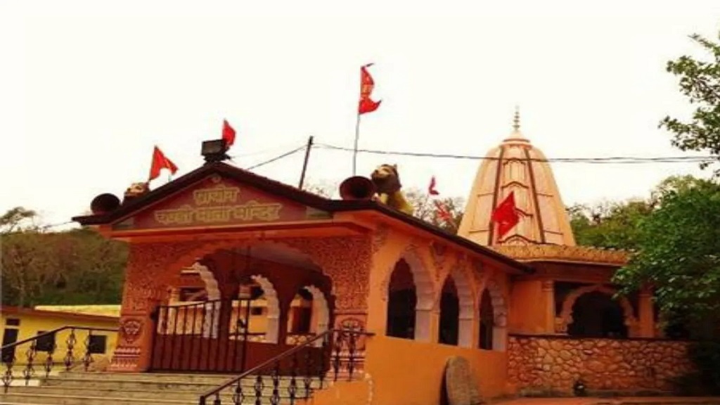 छुट्टी के दिन करें चंडीगढ़ के इन ऐतिहासिक मंदिरों के दर्शन, धार्मिक आस्था के साथ मिलेगा सुकून Chandi Mandir