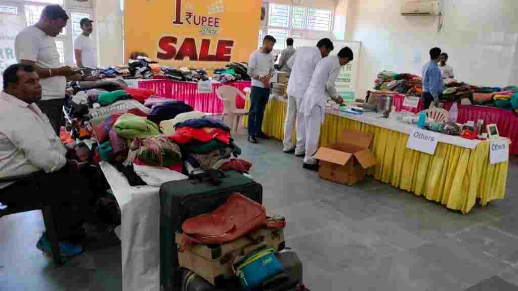 चंडीगढ़ की इन दुकानों पर 1 रुपये में खरीदो सामान, कुछ भी खरीदों कीमत मात्र 1 रुपये Chandigarh 1 Rupee Store