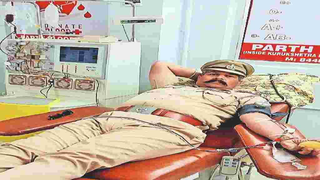 हरियाणा के अशोक वर्मा ने पेश की मानवता की मिसाल, 157 बार कर चुके रक्तदान Kurukshetra Dr Ashok Kumar