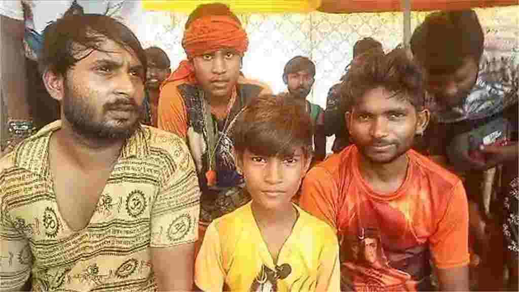 फरीदाबाद का हेमंत भोले बाबा का ख़ास भक्त, 10 साल की उम्र में ले आया कावड़ Hemant Faridabad