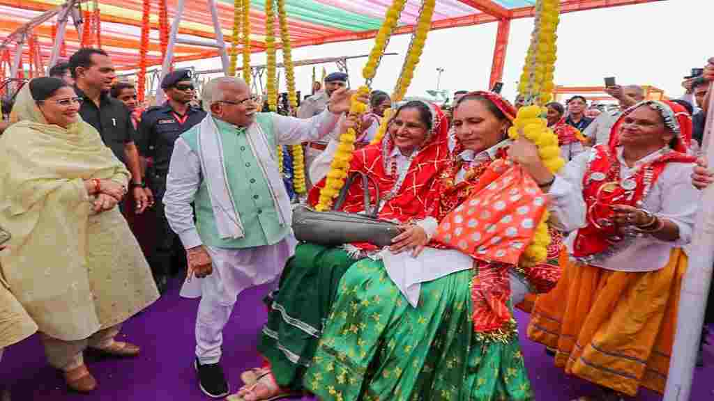 हरियाणा की महिलाओं को सीएम की सौगात, 31 हजार से बढ़ाकर 41 हजार की विवाह शगुन योजना Cm