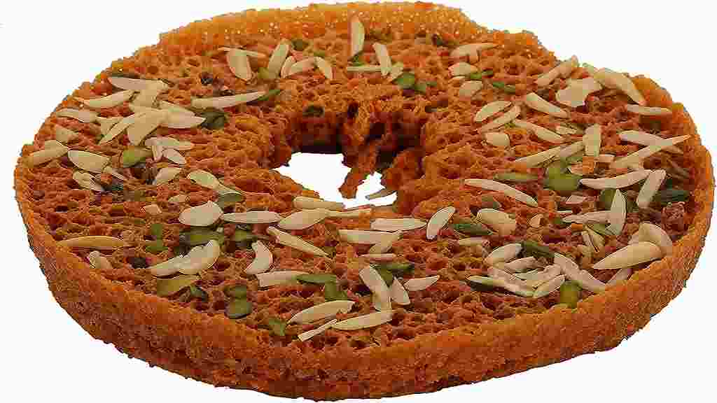 गोहाना में घेवर मित्र मंडली बटोर रही सुर्खियां, कमाई से 1.50 करोड़ किए गौशालाओं में दान Ghevar