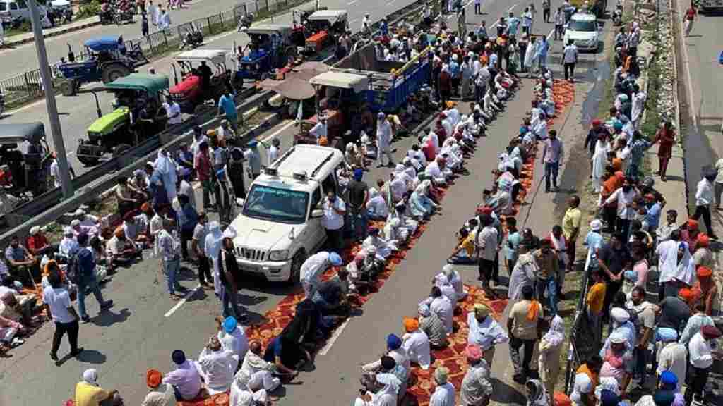 किसानों के दिल्ली कूच के ऐलान से उड़ी हरियाणा और केंद्र सरकार की नींद, जानें इस बार क्या होगी रणनीति Kisan Toll Road Jam