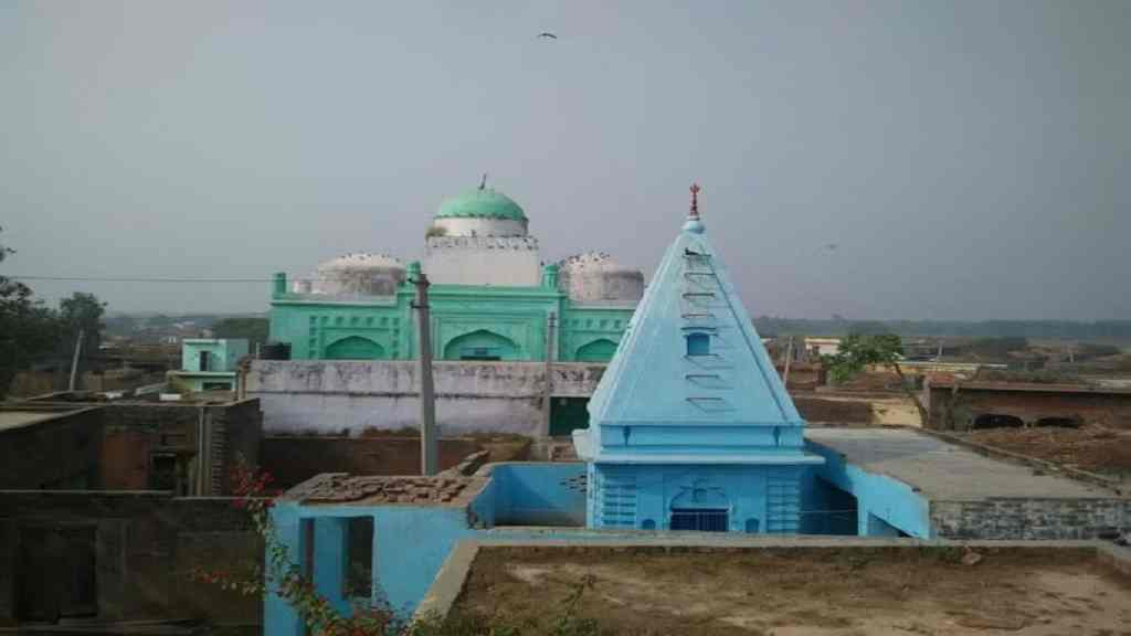 हरियाणा के इस गांव में हिंदू- मुस्लिम मिलकर मनाते हैं ईद और तीज, दोनों धर्मों में भाईचारा गजब की मिसाल Mandir Masjid Rohtak