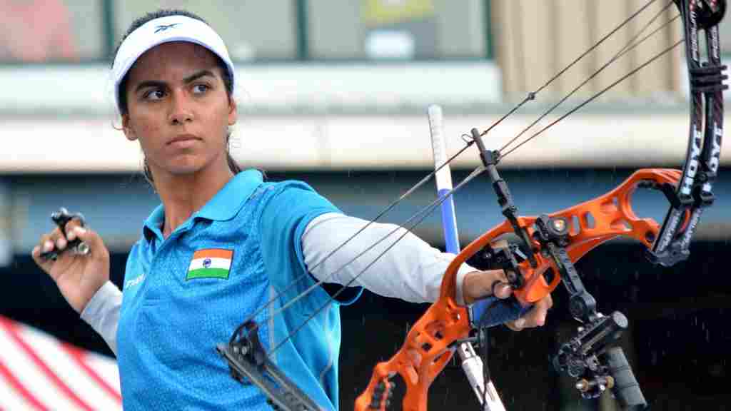 हरियाणा की तीरंदाज बेटी दिव्या भारतीय सेना में बनी लेफ्टिनेंट, इंटरनेशनल लेवल पर बढ़ा चुकी है हिंदुस्तान का गौरव Divya Dhayal