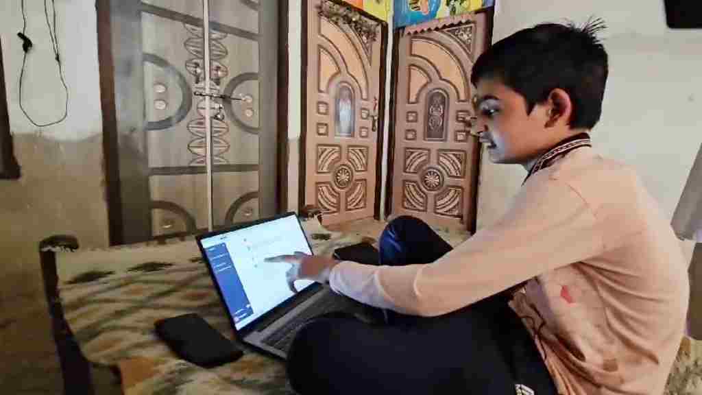 झज्जर के 14 वर्षीय कार्तिक ने जीपीटी के संस्थापक का तोड़ा चैलेंज, एक माह में बनाया चैट जीपीटी जैसा प्लेटफार्म Kartik Jhajjar