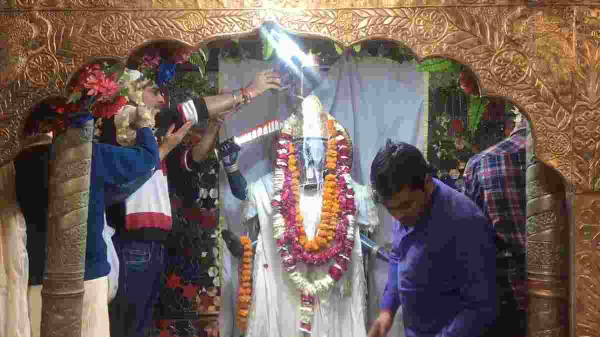 अंबाला में 2 क्विंटल दूध से काली मां को कराया जाता है स्नान, यहाँ जानें मंदिर की विशेषता Ambala Kali Maa Dukh Bhanjani Mandir