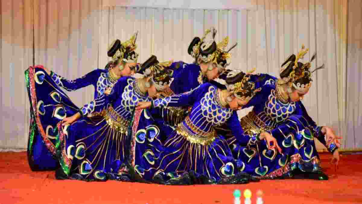 हरियाणा के स्कूलों में होगी ऑफलाइन प्रतियोगिता, बाल दिवस पर राज्यपाल करेंगे सम्मानित Dance Compition School