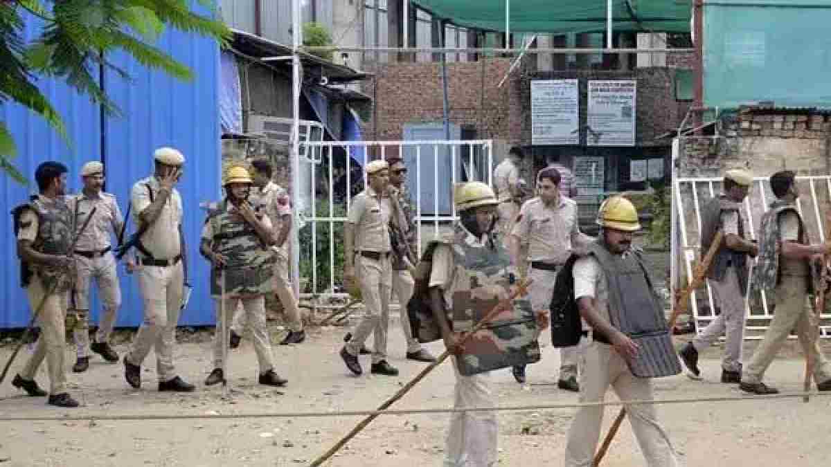नूंह में फिर तनावपूर्ण माहौल, कुआं पूजन कर लौट रही महिलाओं पर हुआ पथराव; जानें पूरा मामला Nuh Vilolence Police