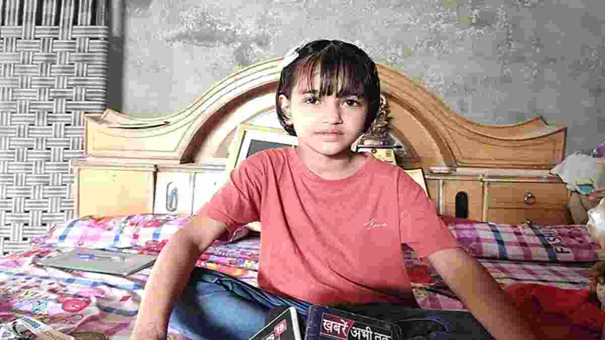 भिवानी: 9 साल की दृष्टि ने एक मिनट में लिखे 54 शब्द, बनाया विश्व रिकॉर्ड; इंटरनेट से सीखा था सब Drishti Bhiwani