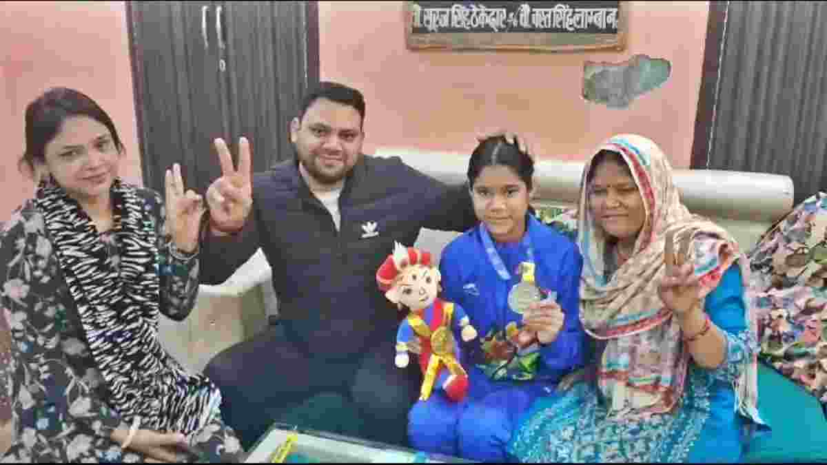 फरीदाबाद की गीत लांबा ने तलवारबाजी में जीता पदक, 5 साल से कर रही थी कड़ी मेहनत Faridabad Geet Lamba